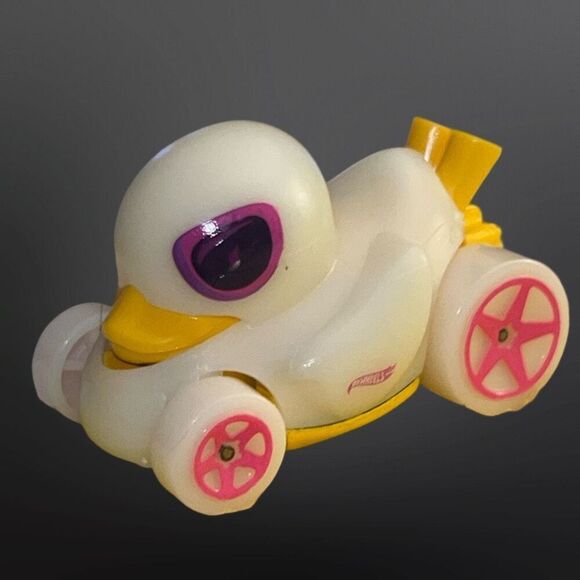 2019 Hot Wheels Duck n' Roll, [White] Glow Racers Loose DieCast Car - Picture 1 of 6